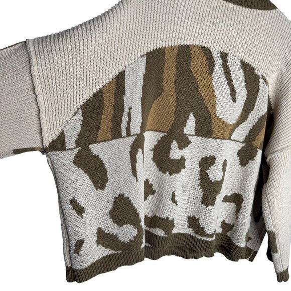 POL Olive & Ivory Oversized Cozy Chunky Knit Sweater Zebra Pattern Womens Large - Picture 8 of 10